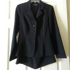 Brand new 3 button jacket/ skirt Suit. New, no tag